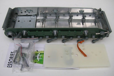 Металлическое шасси для танка КВ-1