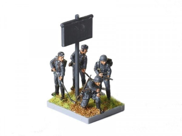 Сборные солдатики ZVEZDA Немецкие штурмпионеры, 1/72
