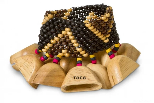 TOCA T-WRA Wooden Rattle Ankle/Wrist шейкер-браслет на запястье или лодыжку