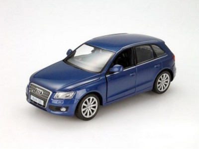 Машина Autotime "AUDI Q5" 1:24