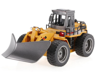 Радиоуправляемый снегоуборщик HUI NA TOYS 2.4G 6CH 1/18 RTR