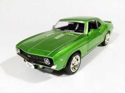 Машина Ideal 1:30-39 Chevrolet Camaro (блест. метал. зел.)
